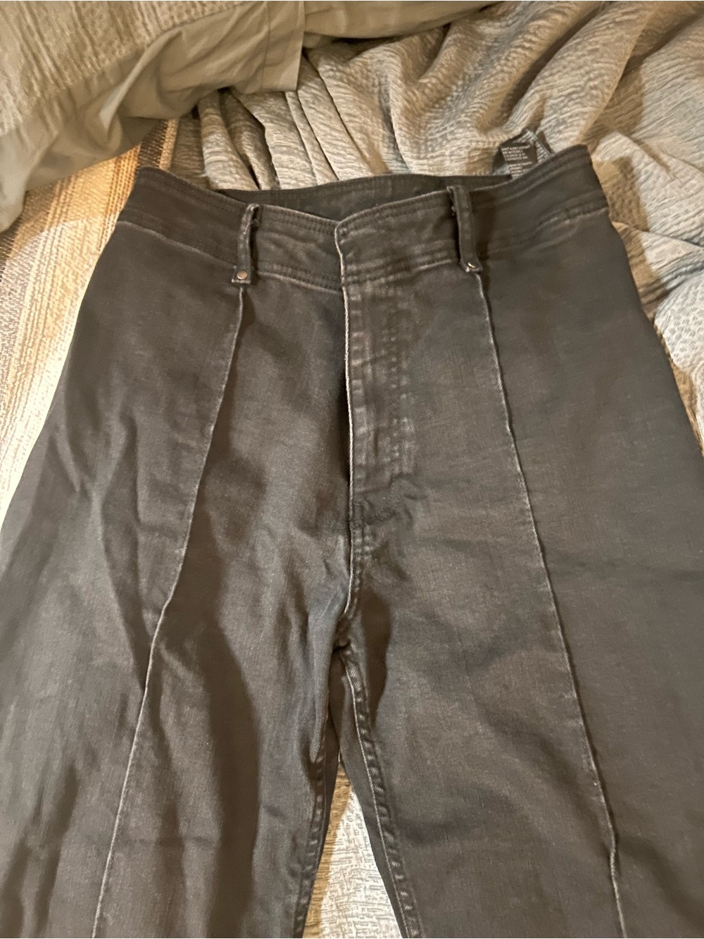 Sold out! Zara high rise wide leg black wash jeans with middle hemline detail